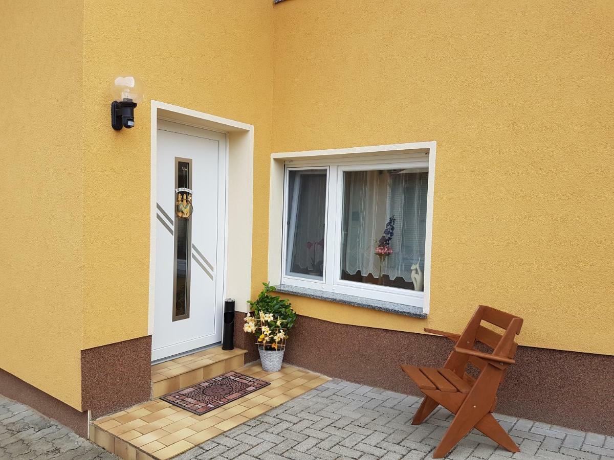 Ferienwohnung Hahn Neuzelle Eksteriør bilde